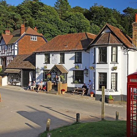 The Plough Inn Dorking Exterior foto