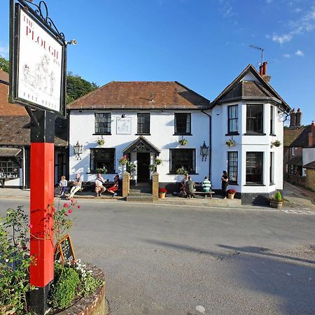 The Plough Inn Dorking Exterior foto